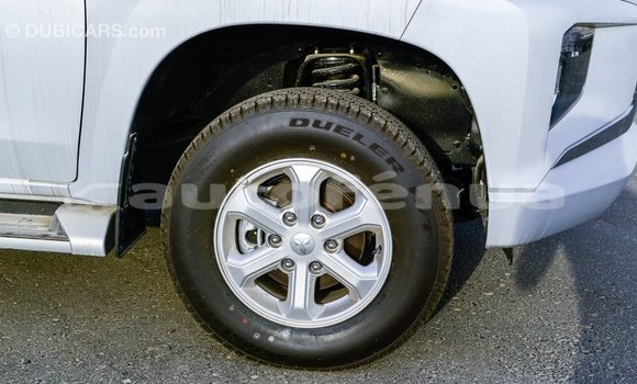 Acheter Import Voiture Mitsubishi L200 Blanc à Import - Dubai, Marquesas Acheter Import Voiture Mitsubishi L200 Blanc à Import - Dubai, Marquesas