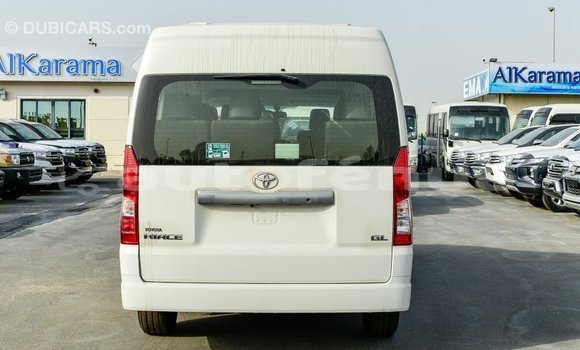 Acheter Import Voiture Toyota Hiace Blanc à Import - Dubai, Marquesas Acheter Import Voiture Toyota Hiace Blanc à Import - Dubai, Marquesas