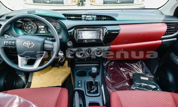 Acheter Import Voiture Toyota Hilux Blanc à Import - Dubai, Marquesas Acheter Import Voiture Toyota Hilux Blanc à Import - Dubai, Marquesas