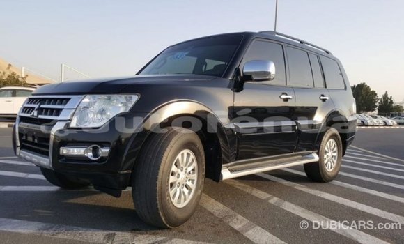Acheter Import Voiture Mitsubishi Pajero Noir à Import - Dubai, Marquesas Acheter Import Voiture Mitsubishi Pajero Noir à Import - Dubai, Marquesas