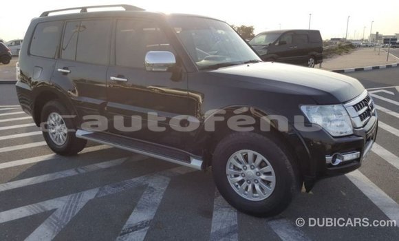 Acheter Import Voiture Mitsubishi Pajero Noir à Import - Dubai, Marquesas Acheter Import Voiture Mitsubishi Pajero Noir à Import - Dubai, Marquesas