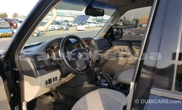 Acheter Import Voiture Mitsubishi Pajero Noir à Import - Dubai, Marquesas Acheter Import Voiture Mitsubishi Pajero Noir à Import - Dubai, Marquesas