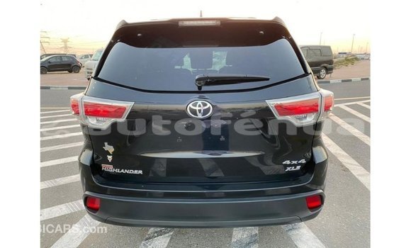 Acheter Import Voiture Toyota Highlander Noir à Import - Dubai, Marquesas Acheter Import Voiture Toyota Highlander Noir à Import - Dubai, Marquesas