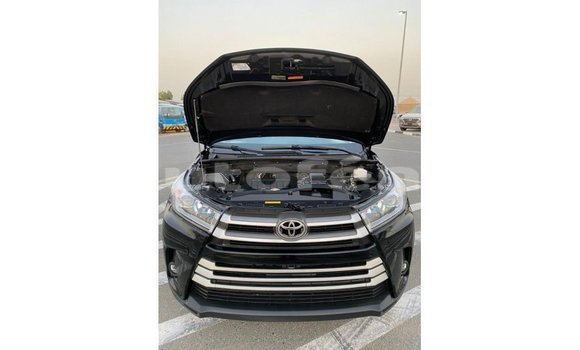 Acheter Import Voiture Toyota Highlander Noir à Import - Dubai, Marquesas Acheter Import Voiture Toyota Highlander Noir à Import - Dubai, Marquesas