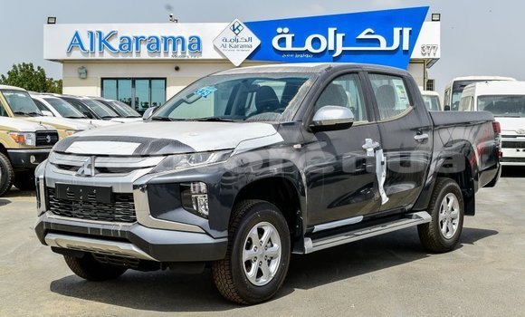 Medium with watermark mitsubishi l200 marquesas import dubai 3475