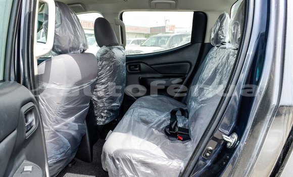 Acheter Import Voiture Mitsubishi L200 Noir à Import - Dubai, Marquesas Acheter Import Voiture Mitsubishi L200 Noir à Import - Dubai, Marquesas