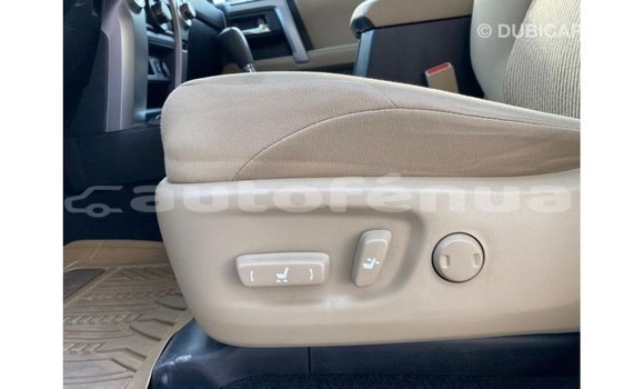 Acheter Import Voiture Toyota 4Runner Blanc à Import - Dubai, Marquesas Acheter Import Voiture Toyota 4Runner Blanc à Import - Dubai, Marquesas