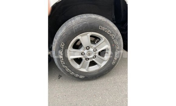 Acheter Import Voiture Toyota Sequoia Blanc à Import - Dubai, Marquesas Acheter Import Voiture Toyota Sequoia Blanc à Import - Dubai, Marquesas