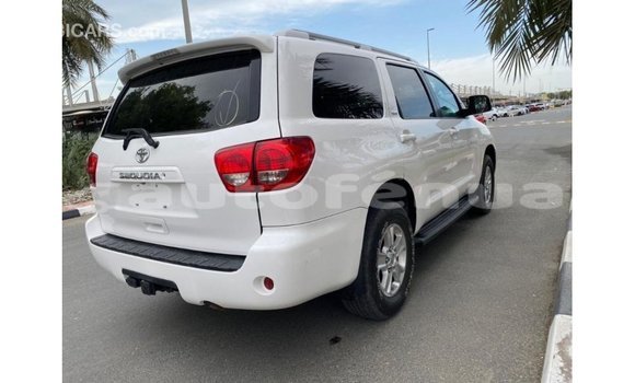 Acheter Import Voiture Toyota Sequoia Blanc à Import - Dubai, Marquesas Acheter Import Voiture Toyota Sequoia Blanc à Import - Dubai, Marquesas