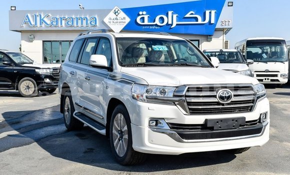Acheter Import Voiture Toyota Land Cruiser Blanc à Import - Dubai, Marquesas Acheter Import Voiture Toyota Land Cruiser Blanc à Import - Dubai, Marquesas