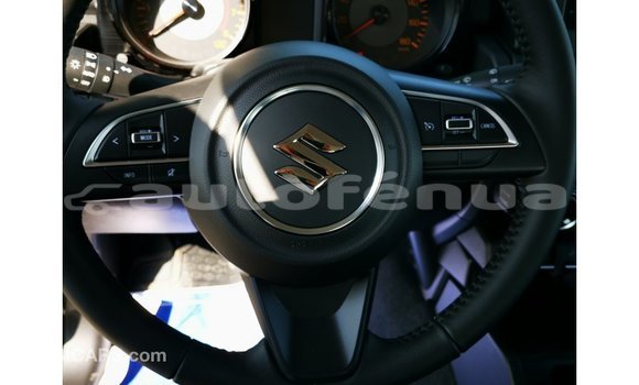 Acheter Import Voiture Suzuki Jimny Vert à Import - Dubai, Marquesas Acheter Import Voiture Suzuki Jimny Vert à Import - Dubai, Marquesas