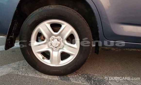 Acheter Import Voiture Toyota RAV4 Bleu à Import - Dubai, Marquesas Acheter Import Voiture Toyota RAV4 Bleu à Import - Dubai, Marquesas