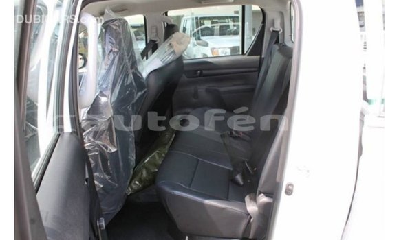 Buy Import Toyota Hilux White Car in Import - Dubai in Marquesas Buy Import Toyota Hilux White Car in Import - Dubai in Marquesas