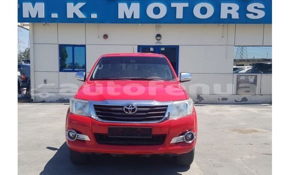 Acheter Import Voiture Toyota Hilux Rouge à Import - Dubai, Marquesas Acheter Import Voiture Toyota Hilux Rouge à Import - Dubai, Marquesas