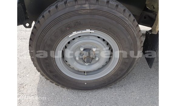 Acheter Import Voiture Toyota Land Cruiser Beige à Import - Dubai, Marquesas Acheter Import Voiture Toyota Land Cruiser Beige à Import - Dubai, Marquesas