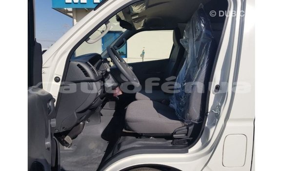 Acheter Import Voiture Toyota Hiace Blanc à Import - Dubai, Marquesas Acheter Import Voiture Toyota Hiace Blanc à Import - Dubai, Marquesas
