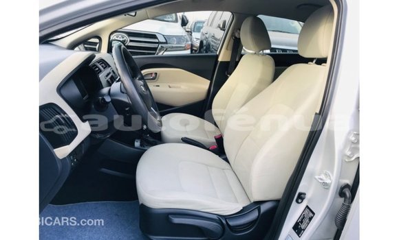 Acheter Import Voiture Kia Rio Autre à Import - Dubai, Marquesas Acheter Import Voiture Kia Rio Autre à Import - Dubai, Marquesas