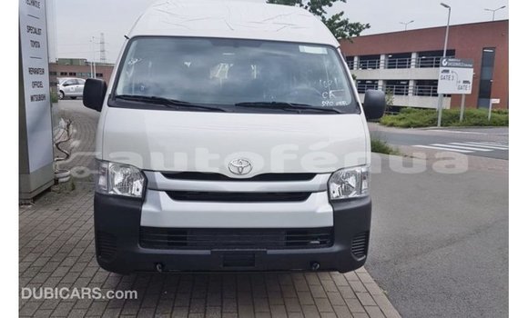 Buy Import Toyota Hiace White Car in Import - Dubai in Marquesas Buy Import Toyota Hiace White Car in Import - Dubai in Marquesas
