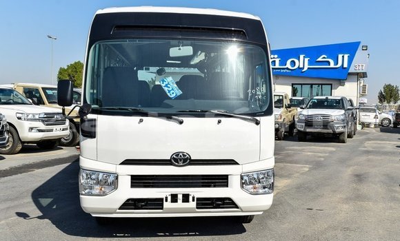 Acheter Import Voiture Toyota Coaster Blanc à Import - Dubai, Marquesas Acheter Import Voiture Toyota Coaster Blanc à Import - Dubai, Marquesas