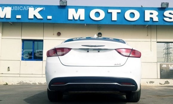 Buy Import Chrysler 200 White Car in Import - Dubai in Marquesas Buy Import Chrysler 200 White Car in Import - Dubai in Marquesas