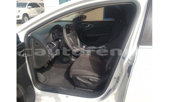 Buy Import Chrysler 200 White Car in Import - Dubai in Marquesas Buy Import Chrysler 200 White Car in Import - Dubai in Marquesas
