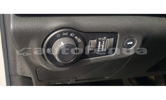 Buy Import Chrysler 200 White Car in Import - Dubai in Marquesas Buy Import Chrysler 200 White Car in Import - Dubai in Marquesas