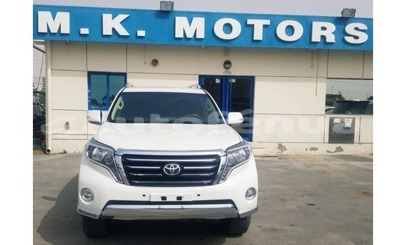 Buy Import Toyota Land Cruiser White Car in Import - Dubai in Marquesas Buy Import Toyota Land Cruiser White Car in Import - Dubai in Marquesas