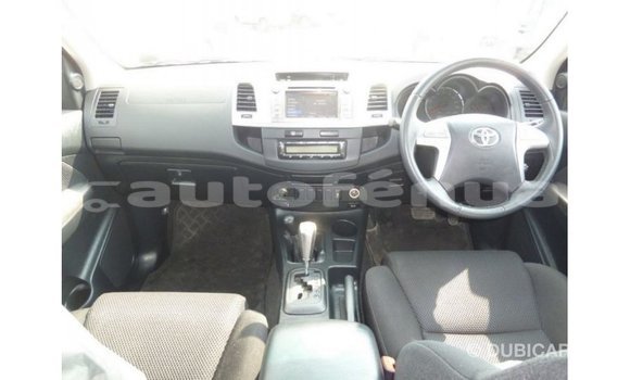 Buy Import Toyota Hilux White Car in Import - Dubai in Marquesas Buy Import Toyota Hilux White Car in Import - Dubai in Marquesas