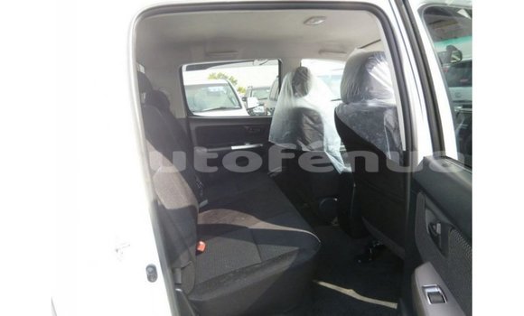 Buy Import Toyota Hilux White Car in Import - Dubai in Marquesas Buy Import Toyota Hilux White Car in Import - Dubai in Marquesas