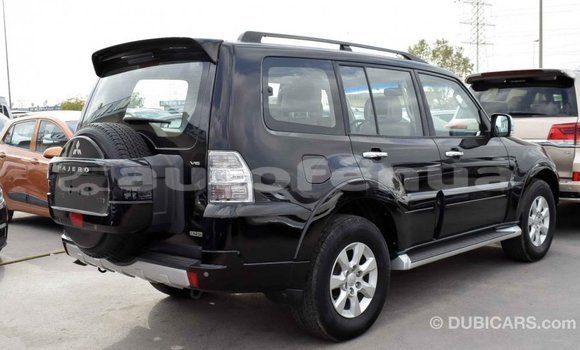 Acheter Import Voiture Mitsubishi Pajero Noir à Import - Dubai, Marquesas Acheter Import Voiture Mitsubishi Pajero Noir à Import - Dubai, Marquesas