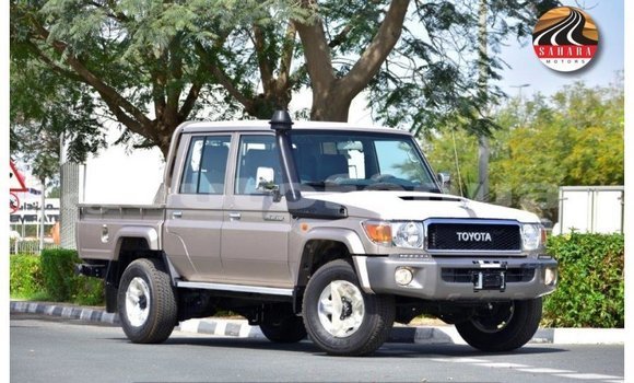 Medium with watermark toyota land cruiser marquesas import dubai 3604