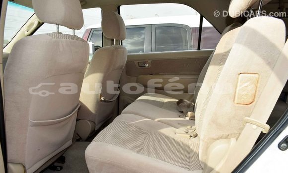 Acheter Import Voiture Toyota Fortuner Blanc à Import - Dubai, Marquesas Acheter Import Voiture Toyota Fortuner Blanc à Import - Dubai, Marquesas