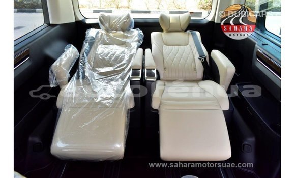 Acheter Import Voiture Toyota Granvia Blanc à Import - Dubai, Marquesas Acheter Import Voiture Toyota Granvia Blanc à Import - Dubai, Marquesas