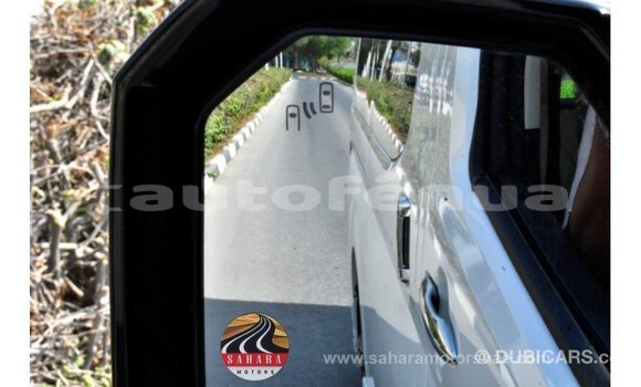 Acheter Import Voiture Toyota Granvia Blanc à Import - Dubai, Marquesas Acheter Import Voiture Toyota Granvia Blanc à Import - Dubai, Marquesas