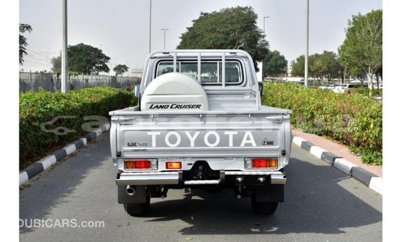 Acheter Import Voiture Toyota Land Cruiser Autre à Import - Dubai, Marquesas Acheter Import Voiture Toyota Land Cruiser Autre à Import - Dubai, Marquesas