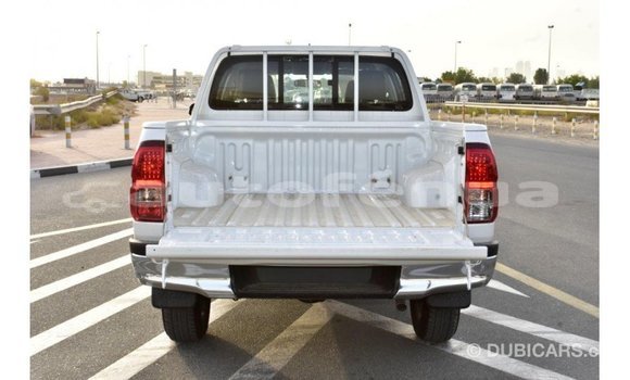 Buy Import Toyota Hilux White Car in Import - Dubai in Marquesas Buy Import Toyota Hilux White Car in Import - Dubai in Marquesas