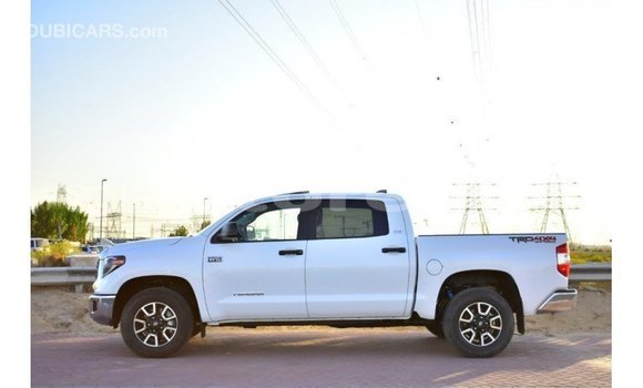 Acheter Import Voiture Toyota Tundra Blanc à Import - Dubai, Marquesas Acheter Import Voiture Toyota Tundra Blanc à Import - Dubai, Marquesas