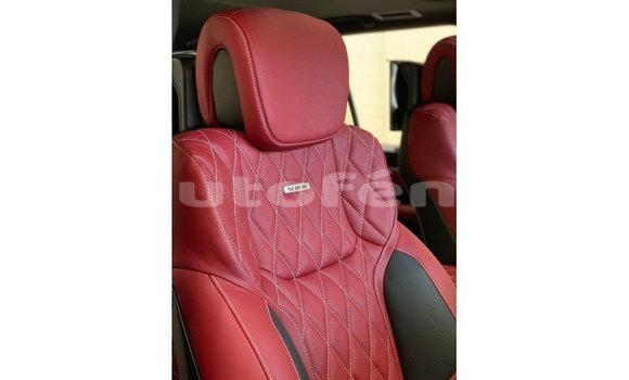 Acheter Import Voiture Lexus LX Noir à Import - Dubai, Marquesas Acheter Import Voiture Lexus LX Noir à Import - Dubai, Marquesas