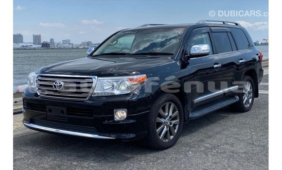 Acheter Import Voiture Toyota Land Cruiser Noir à Import - Dubai, Marquesas Acheter Import Voiture Toyota Land Cruiser Noir à Import - Dubai, Marquesas