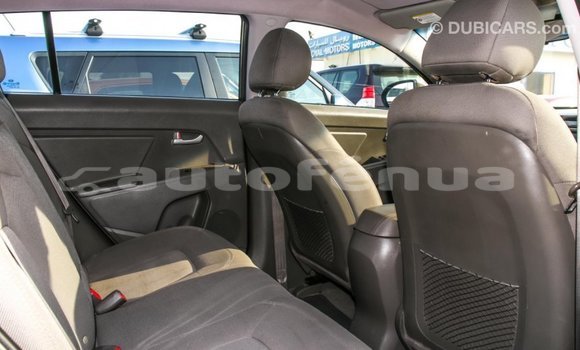 Acheter Import Voiture Kia Sportage Marron à Import - Dubai, Marquesas Acheter Import Voiture Kia Sportage Marron à Import - Dubai, Marquesas