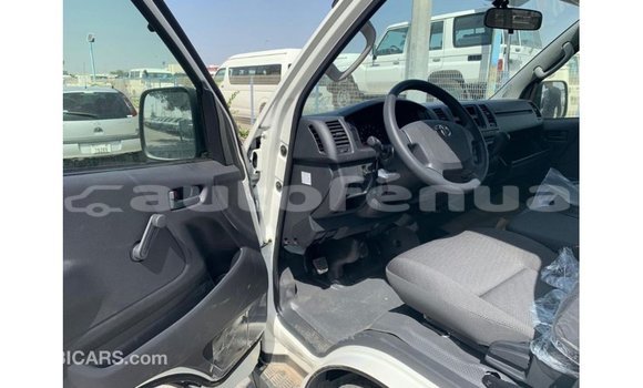 Buy Import Toyota Hiace White Car in Import - Dubai in Marquesas Buy Import Toyota Hiace White Car in Import - Dubai in Marquesas