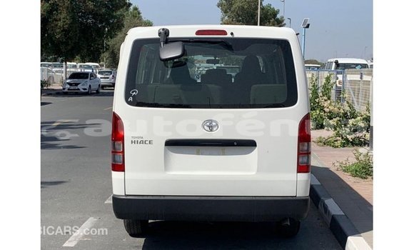 Buy Import Toyota Hiace White Car in Import - Dubai in Marquesas Buy Import Toyota Hiace White Car in Import - Dubai in Marquesas