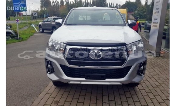 Buy Import Toyota Hilux Brown Car in Import - Dubai in Marquesas Buy Import Toyota Hilux Brown Car in Import - Dubai in Marquesas