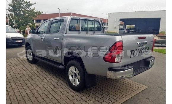 Buy Import Toyota Hilux Brown Car in Import - Dubai in Marquesas Buy Import Toyota Hilux Brown Car in Import - Dubai in Marquesas