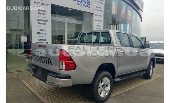 Buy Import Toyota Hilux Brown Car in Import - Dubai in Marquesas Buy Import Toyota Hilux Brown Car in Import - Dubai in Marquesas