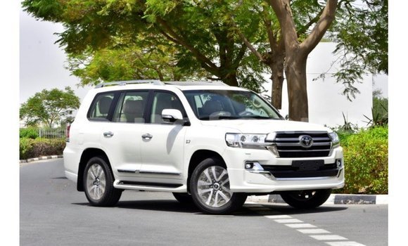 Medium with watermark toyota land cruiser marquesas import dubai 3705