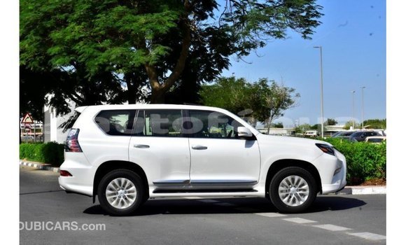 Acheter Import Voiture Lexus GX Blanc à Import - Dubai, Marquesas Acheter Import Voiture Lexus GX Blanc à Import - Dubai, Marquesas