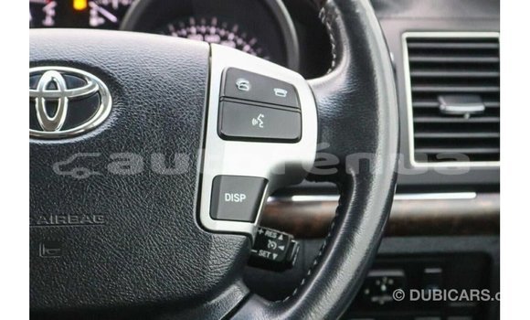 Acheter Import Voiture Toyota Land Cruiser Blanc à Import - Dubai, Marquesas Acheter Import Voiture Toyota Land Cruiser Blanc à Import - Dubai, Marquesas