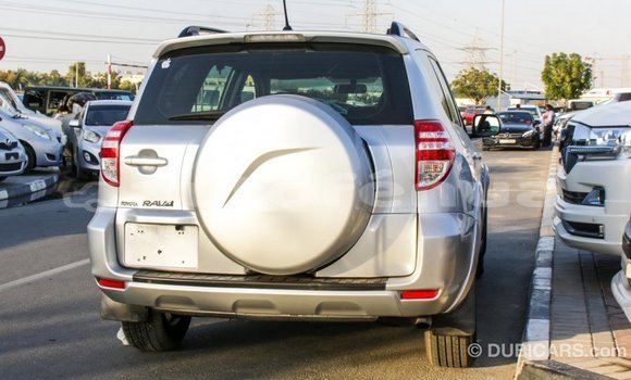 Acheter Import Voiture Toyota RAV4 Autre à Import - Dubai, Marquesas Acheter Import Voiture Toyota RAV4 Autre à Import - Dubai, Marquesas