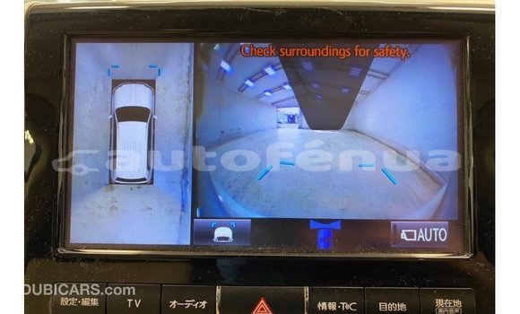 Buy Import Toyota Land Cruiser White Car in Import - Dubai in Marquesas Buy Import Toyota Land Cruiser White Car in Import - Dubai in Marquesas